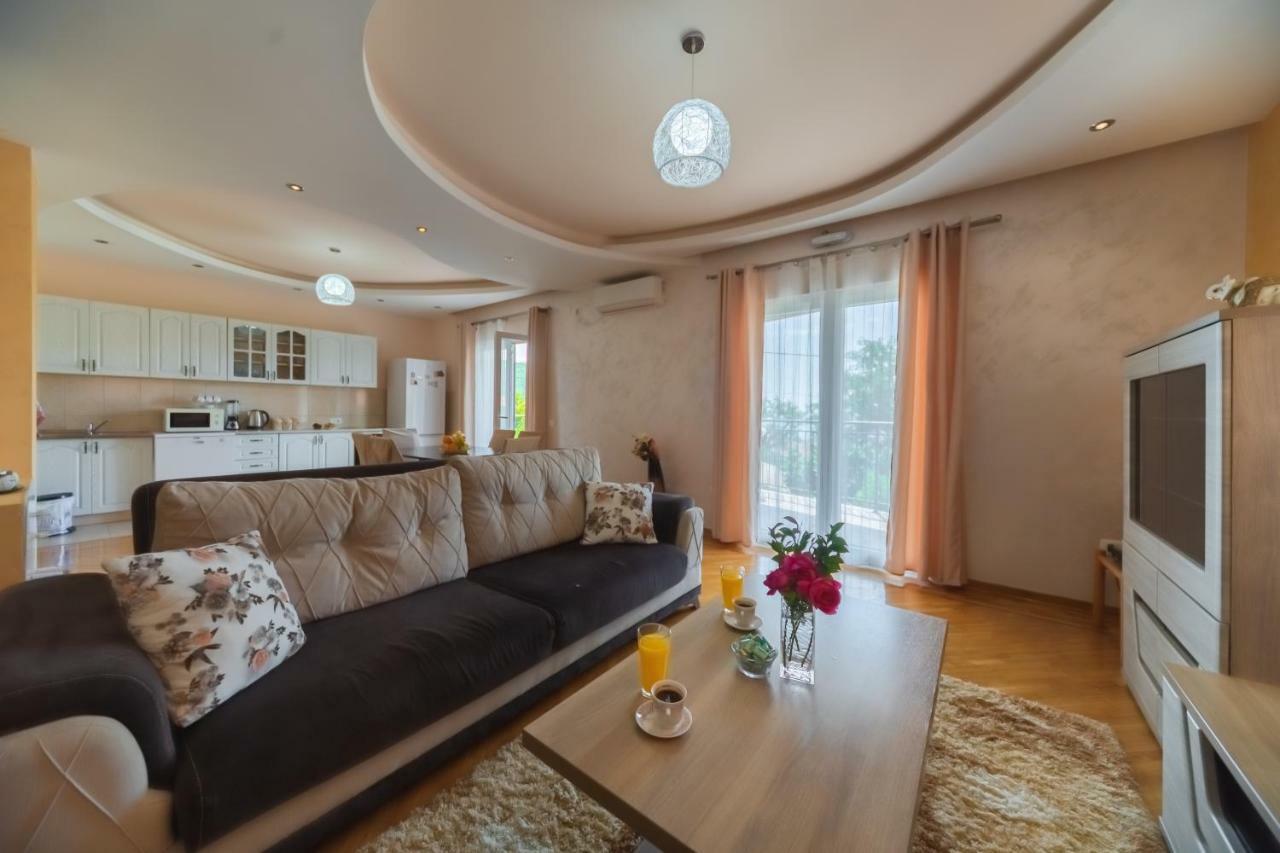 Villa Sunny Hill Budva Bagian luar foto