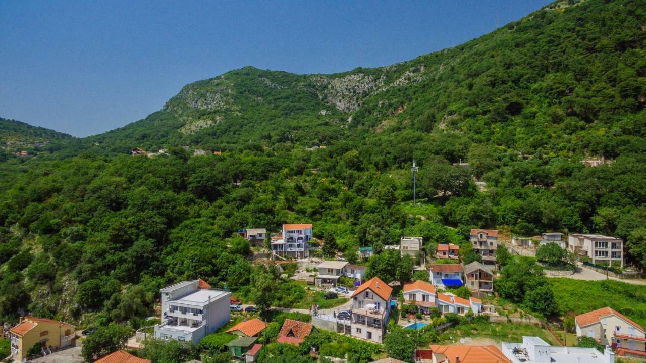 Villa Sunny Hill Budva Bagian luar foto